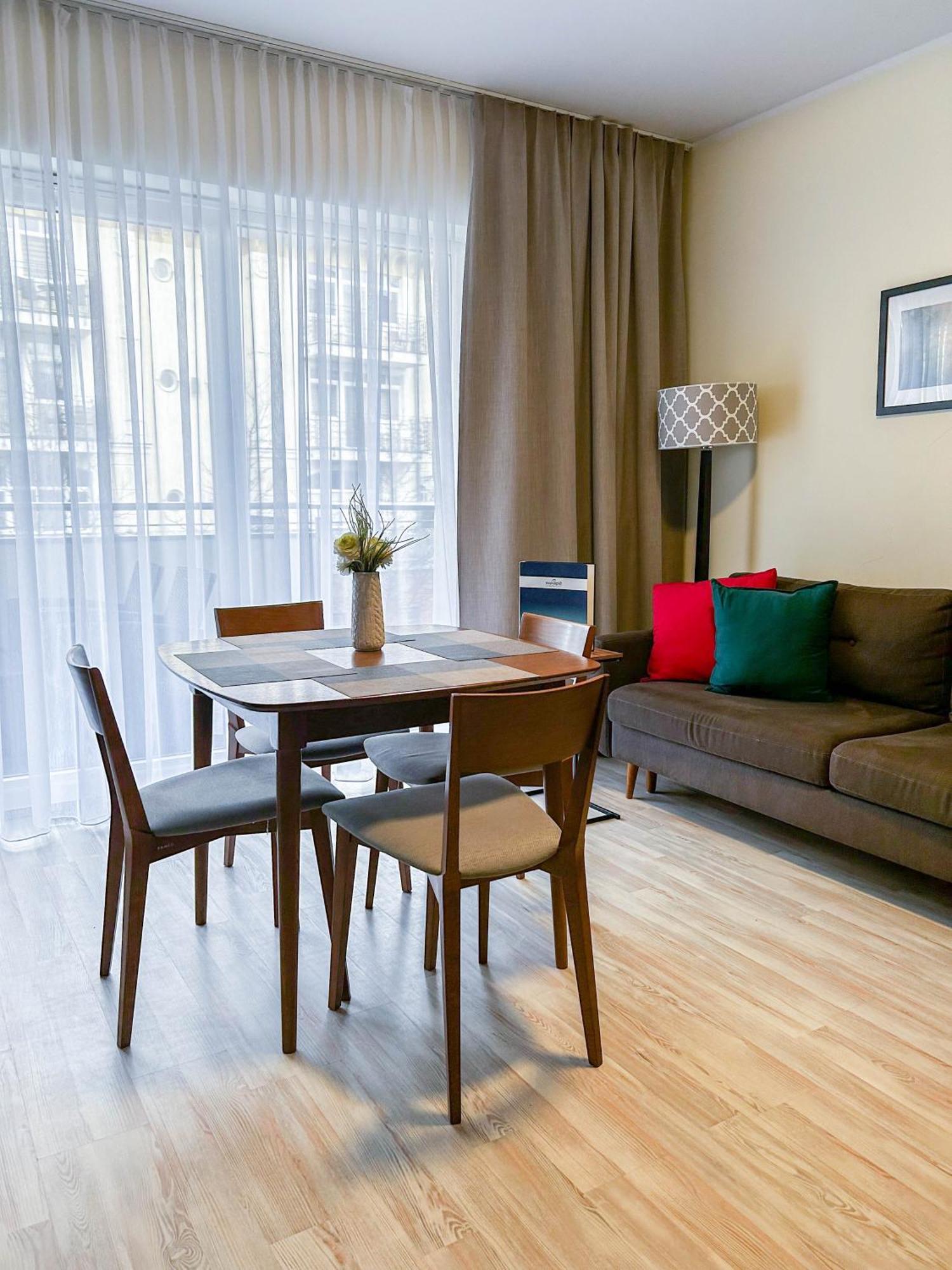 Apartamenty Na Wyspie - Stella Baltic - Parking ชวีโนวิชแจ ภายนอก รูปภาพ