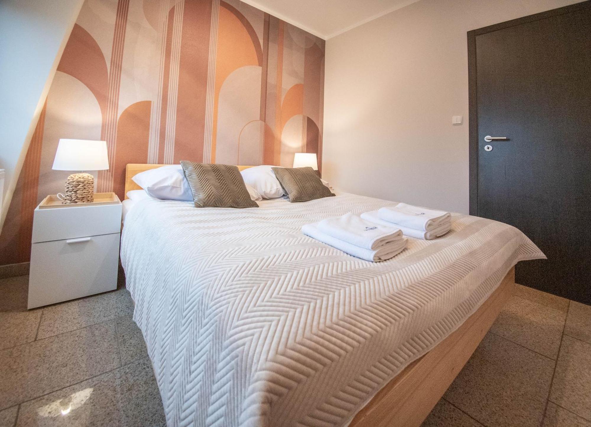 Apartamenty Na Wyspie - Stella Baltic - Parking ชวีโนวิชแจ ภายนอก รูปภาพ