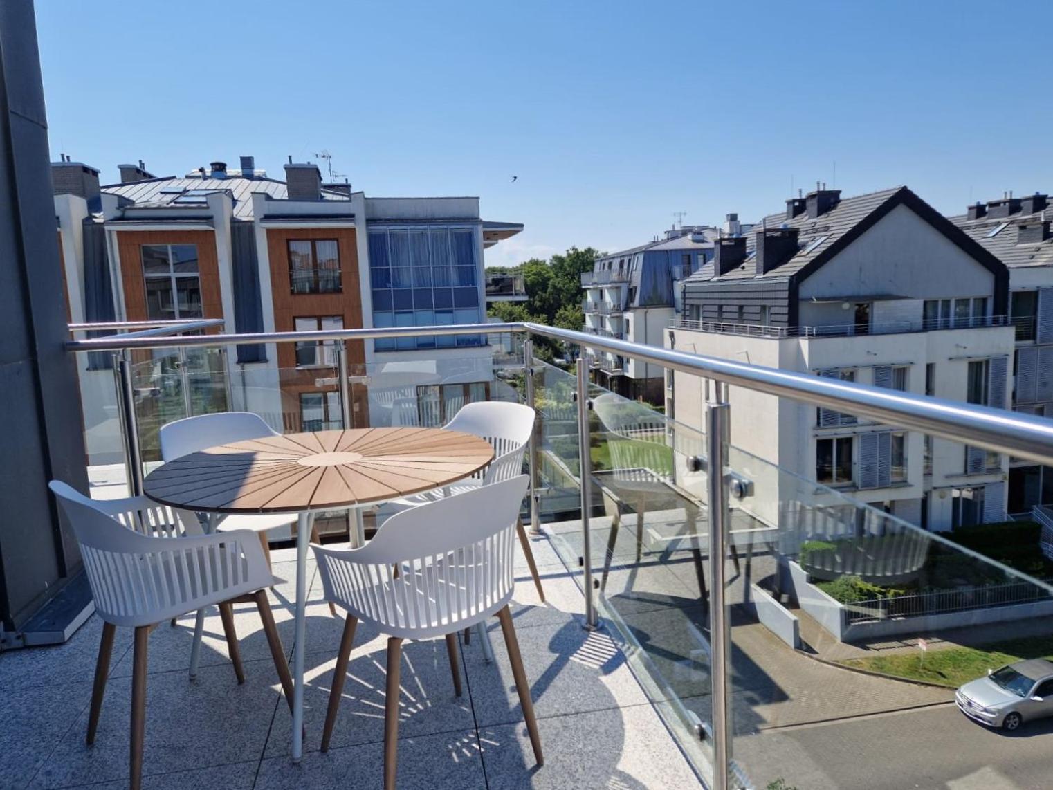 Apartamenty Na Wyspie - Stella Baltic - Parking ชวีโนวิชแจ ภายนอก รูปภาพ