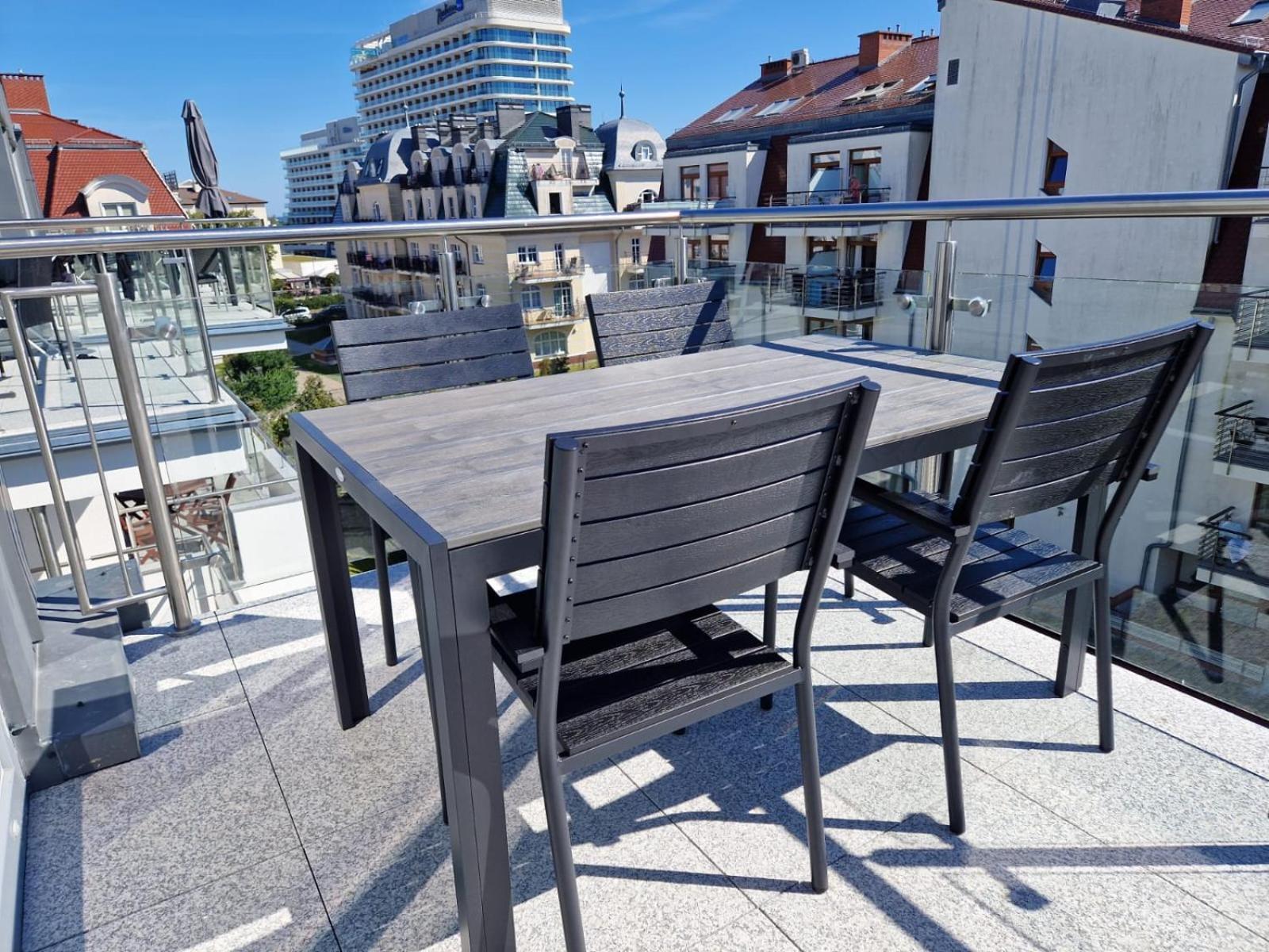 Apartamenty Na Wyspie - Stella Baltic - Parking ชวีโนวิชแจ ภายนอก รูปภาพ