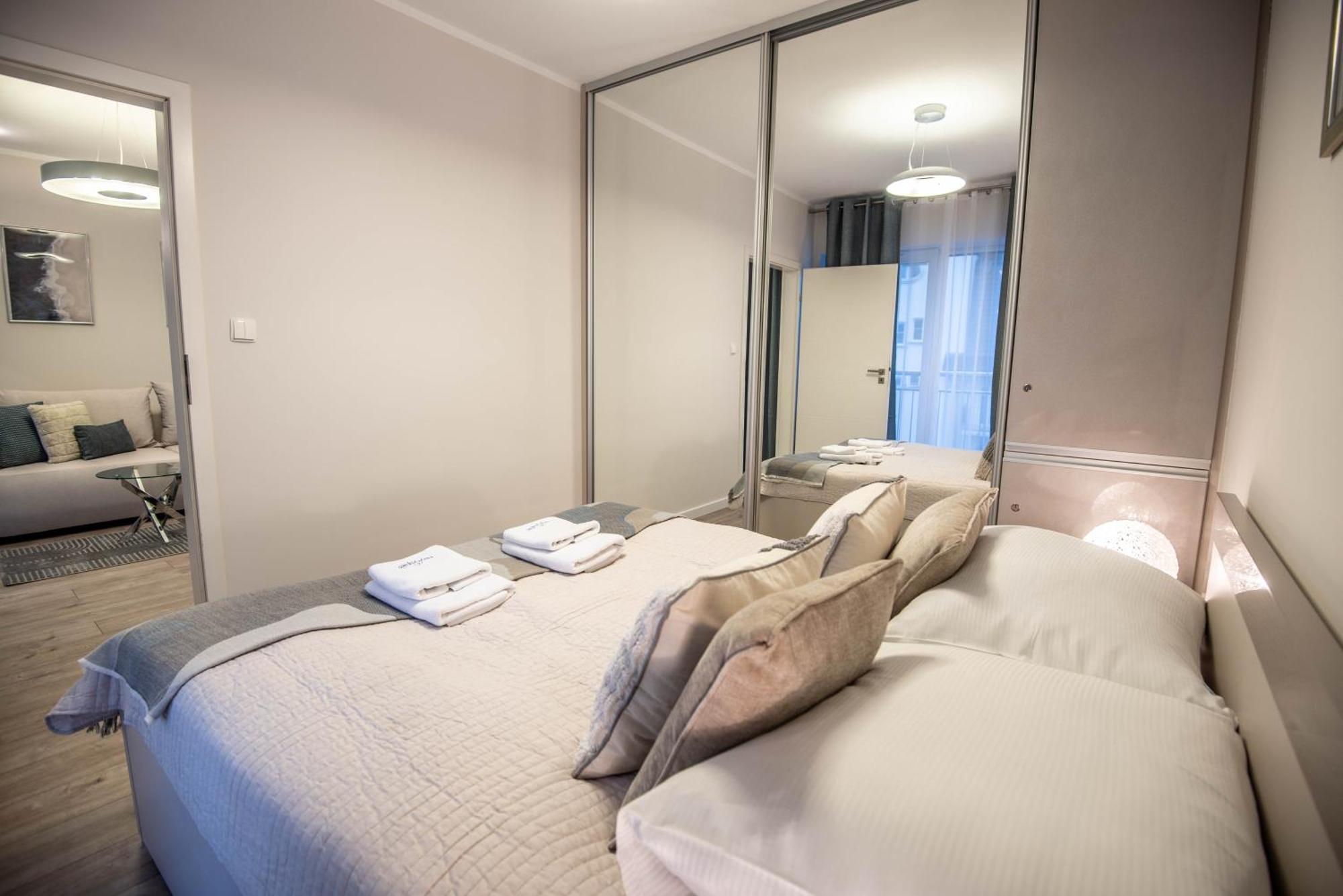Apartamenty Na Wyspie - Stella Baltic - Parking ชวีโนวิชแจ ภายนอก รูปภาพ